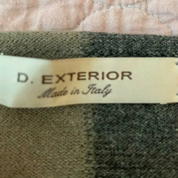 EUC D. EXTERIOR Cashmere Blend Taupe Gray Sweater - Picture 8 of 8